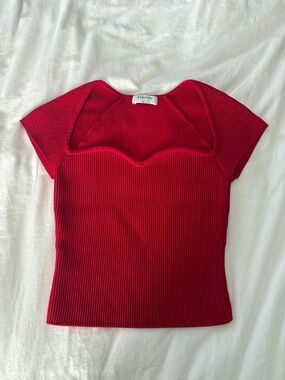 Aritzia Babaton Sculpt Knit Sweetheart short sleeve top in red